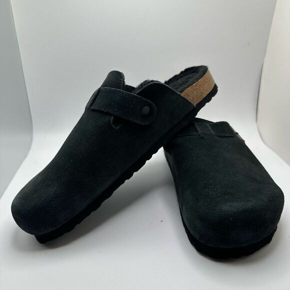 CUSHIONAIRE Women's Cork Footbed Clog with Genuine Leather Upper, Faux Fur Linin - Picture 7 of 7